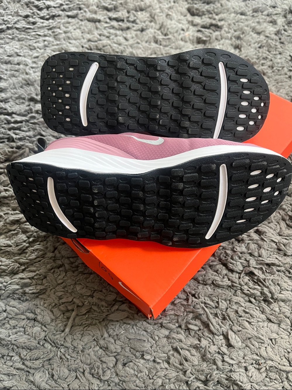 Nike Promina size 7.5 - Picture 8 of 9